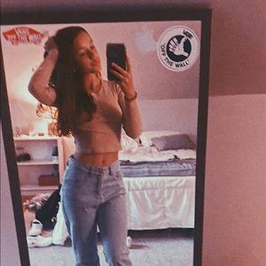 Meet your Posher, Alana